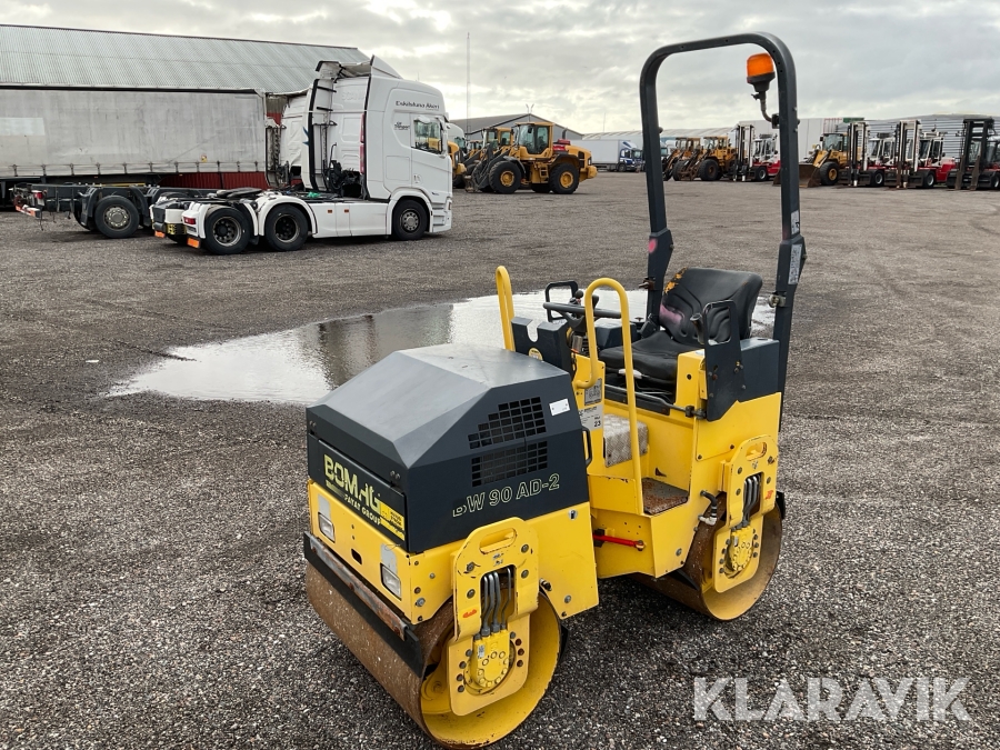 Vält Bomag BW90 AD-2
