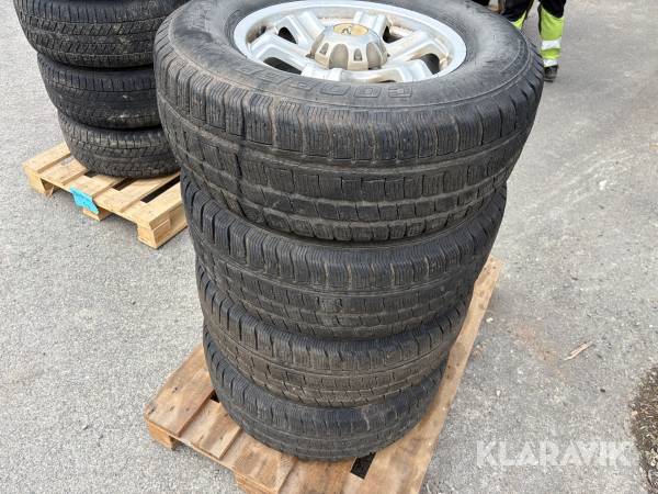 M+S däck Cooper 245/70R16 4st med fälg