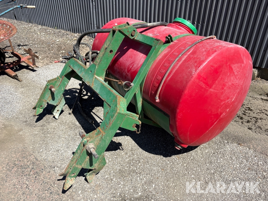 Fronttank till traktor