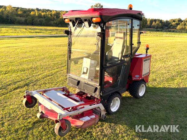 Gräsklippare/ redskapsbärare Ventrac 3400Y / Plogblad/