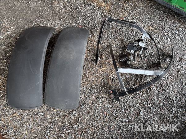 Framskärmar för traktor