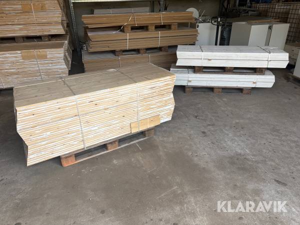 Klädselbrädor och lockläkt