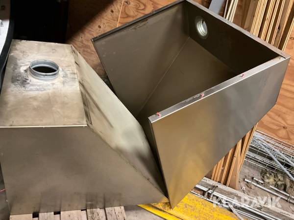 Ventilationskåpor rostfria, 2 st.
