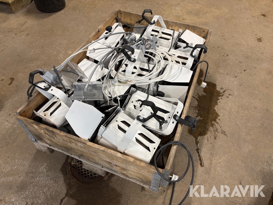 Strålkastare Tempo F650 7st