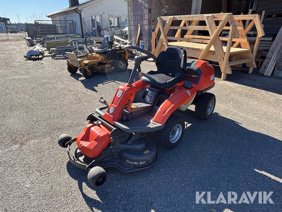 Åkgräsklippare Husqvarna Rider 214TC