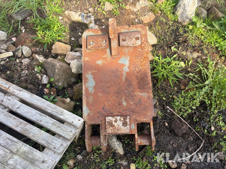 Redskapsfäste B20