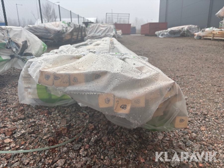 Virkespaket, 45x45,22x145 råplan 45x45 och ytterpanel