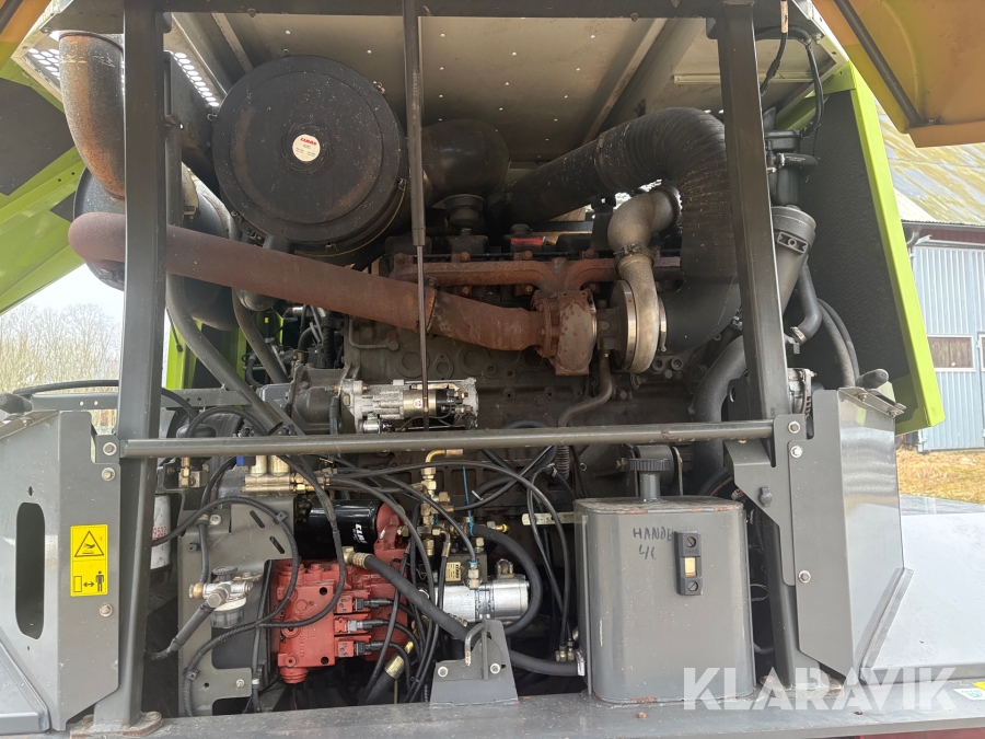 Exakthack Claas Jaguar 830 Speedstar med PU 300 HD och majsbord RU 450 xtra