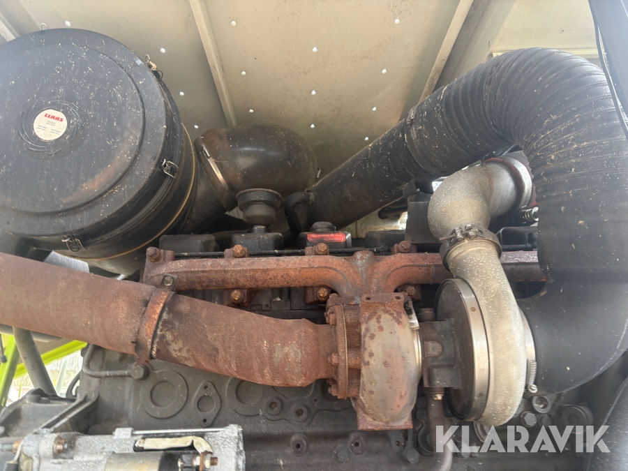 Exakthack Claas Jaguar 830 Speedstar med PU 300 HD och majsbord RU 450 xtra