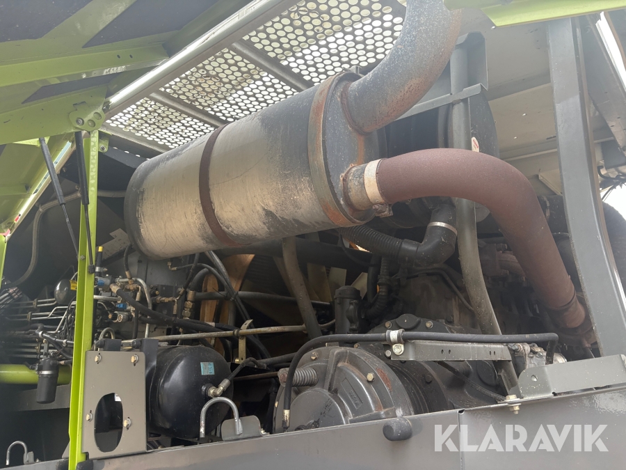 Exakthack Claas Jaguar 830 Speedstar med PU 300 HD och majsbord RU 450 xtra