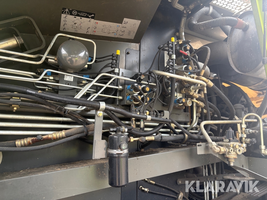 Exakthack Claas Jaguar 830 Speedstar med PU 300 HD och majsbord RU 450 xtra