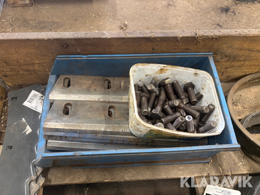 Exakthack Claas Jaguar 830 Speedstar med PU 300 HD och majsbord RU 450 xtra