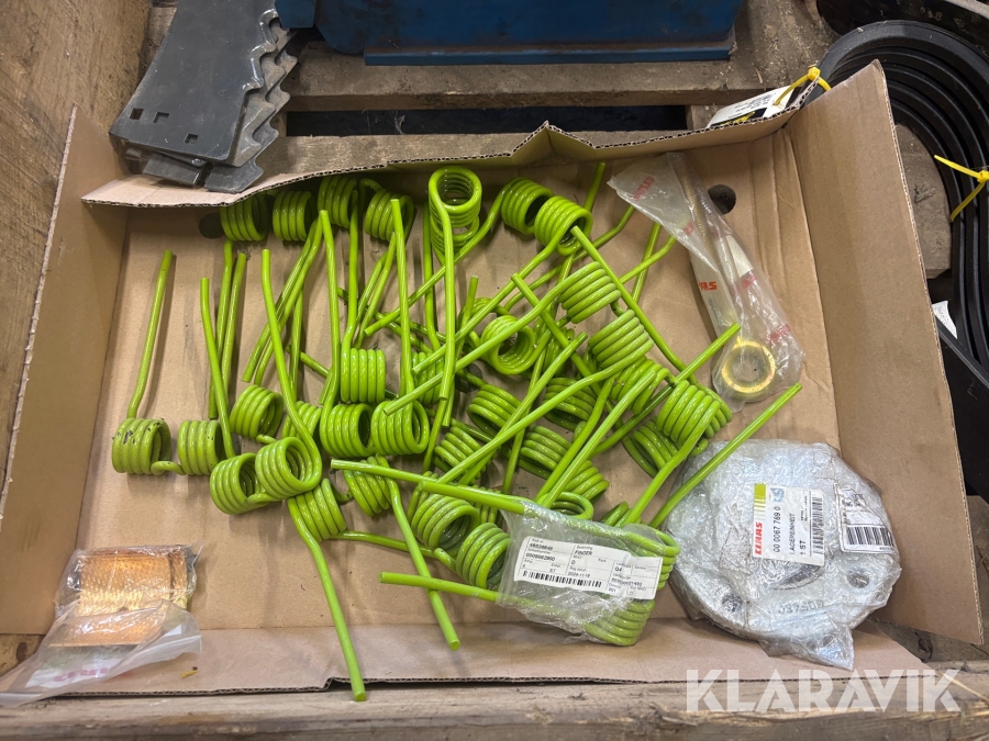 Exakthack Claas Jaguar 830 Speedstar med PU 300 HD och majsbord RU 450 xtra