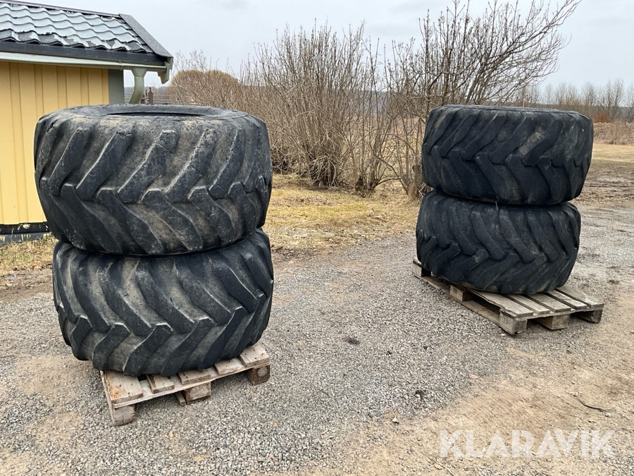 Entreprenaddäck Alliance Havy Duty 4 st med fälg