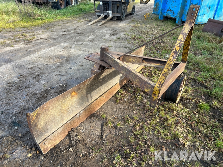 Snöblad till traktor vändbart