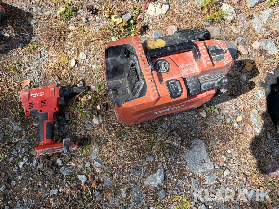 Dammsugare + popnitspistol Hilti VC 5-A22