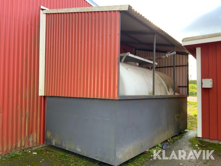 Spilloljetank Töre-Tanken 10m3 med cistern och tak