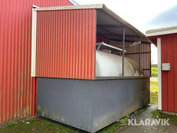 Spilloljetank Töre-Tanken 10m3 med cistern och tak