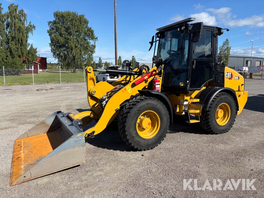 Hjullastare CAT 908 med skopa
