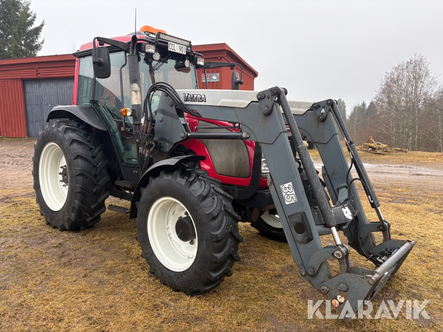 Traktor Valtra A75