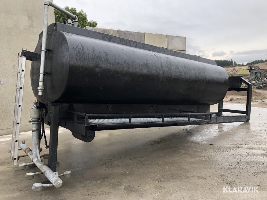 Vattentank på lastväxlarram