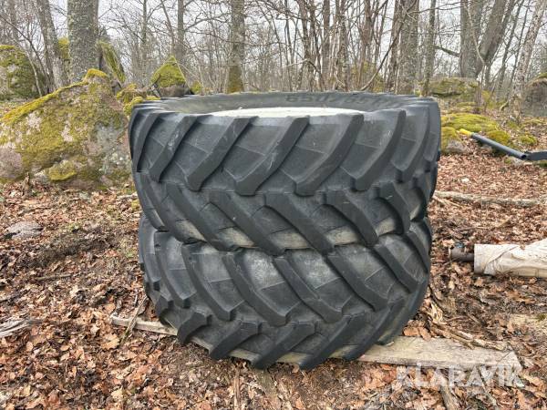 Lantbruksdäck Pirelli TM800 650/65R42