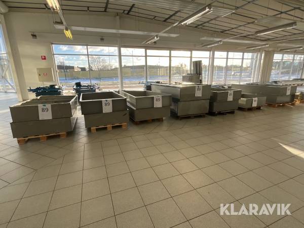 Lagerhyllor/skåp 13 st