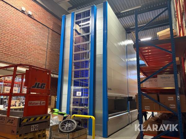 Lagerhiss 65 hyll platser Kardex remstar Shuttle XP500
