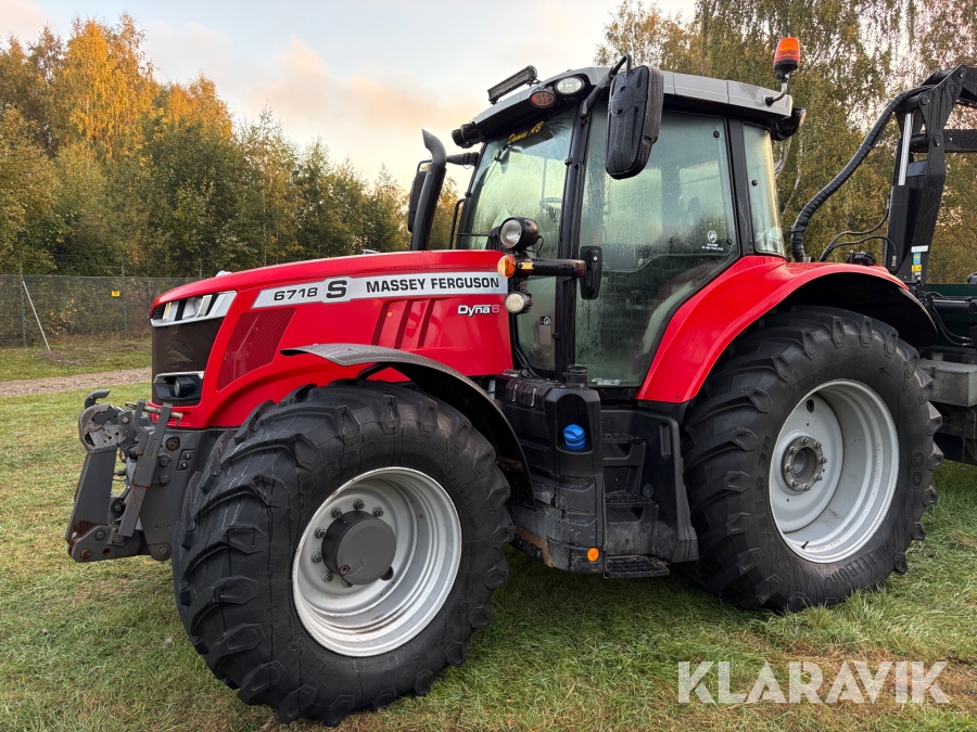 Traktor Massey Ferguson 6718 S Dyna 6