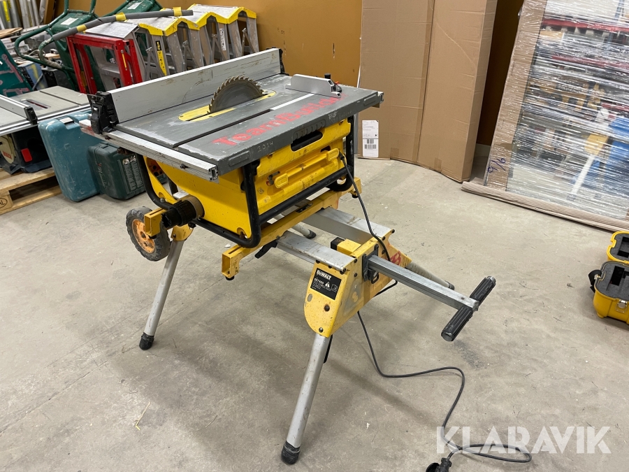 Sågbord Dewalt DW745-qs