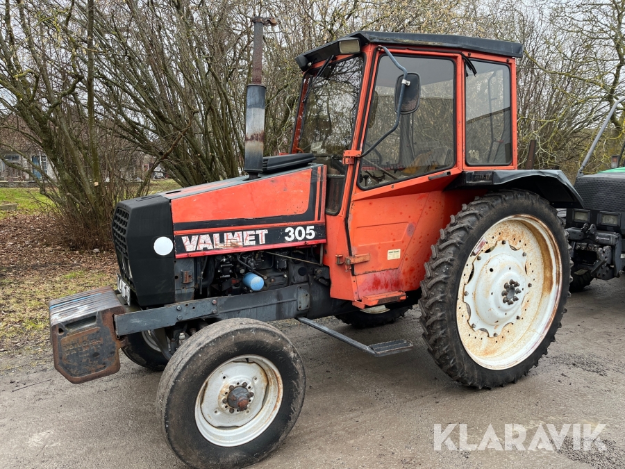 Traktor Valmet 305
