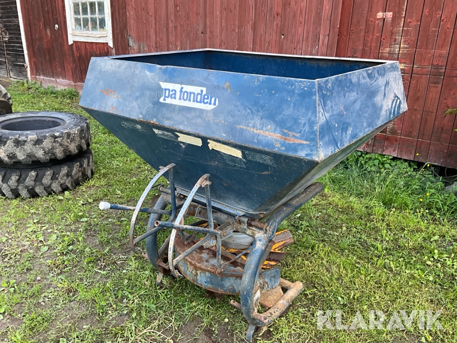 Gödningsspridare Bogballe B-700