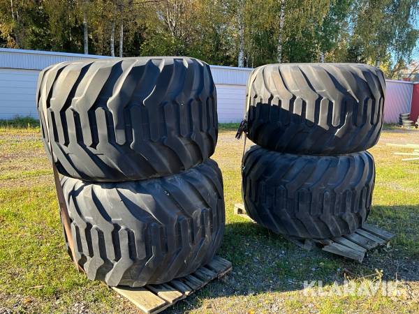 Entreprenaddäck Trelleborg Twin 423 4 st med fälg