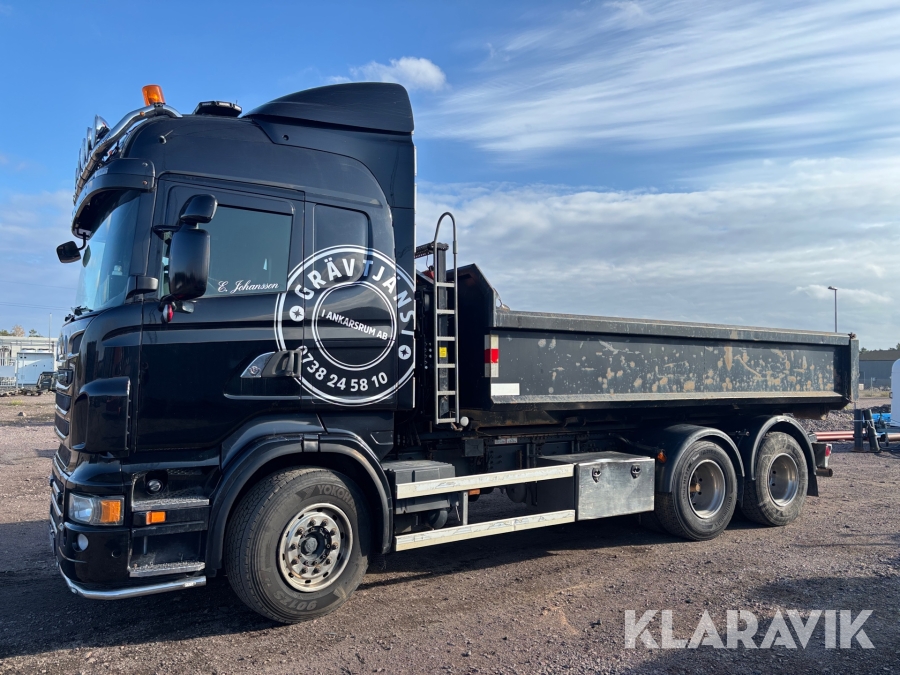 Lastväxlare Scania R560 6X2 med lastväxlarflak
