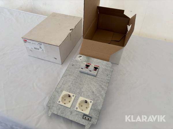 Insats till  motorvärmare ABB CWB11 2X Schuko med separata jordfelsbrytare