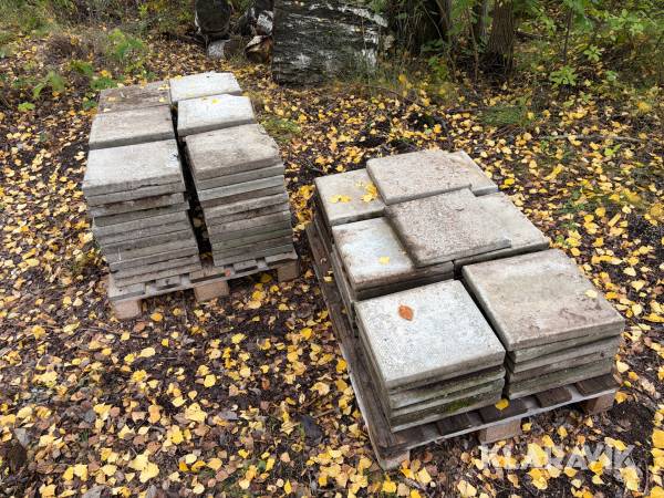 Parti med marksten Betong 35 x 35 samt 35 x 17,5 cm 3 st pall