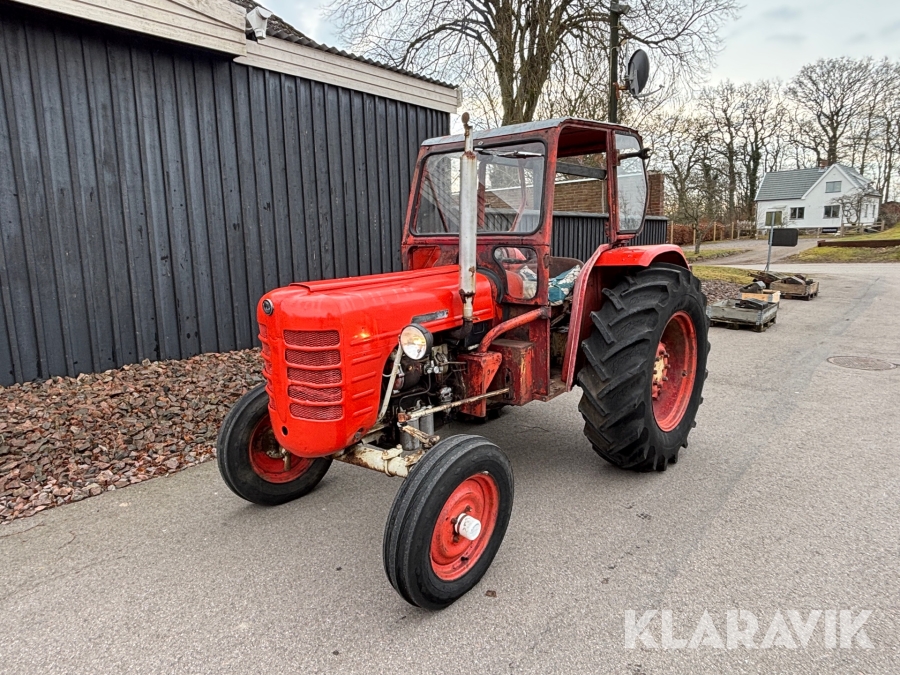 Traktor Zetor 3011