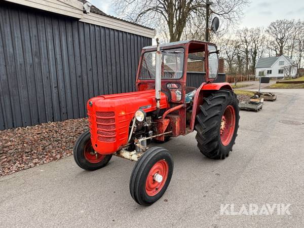 Traktor Zetor 3011