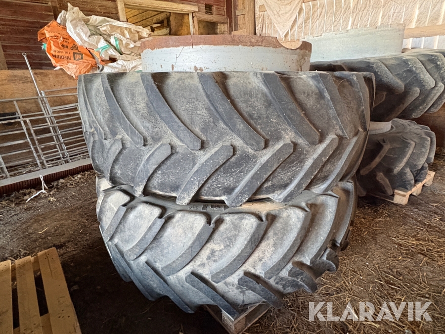 Dubbelmontage Michelin XM 108 540/65 R38 2st