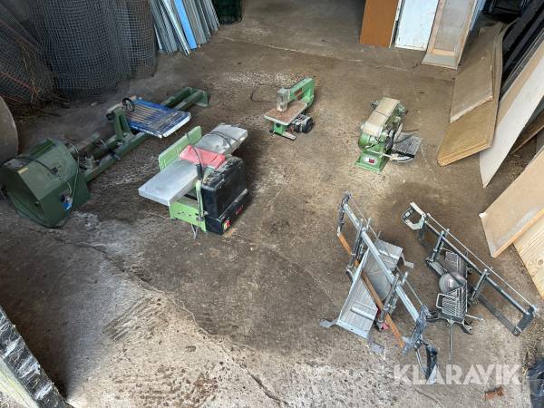 Parti med byggmaskiner