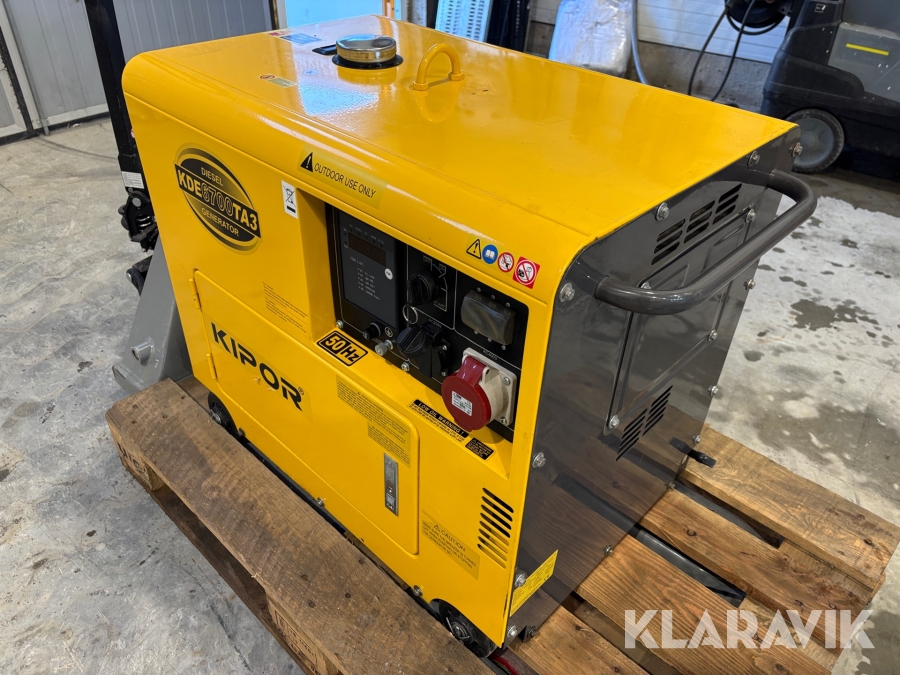 Generator Kipor KDE 6700 TA3