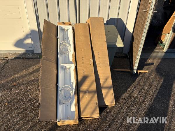 Lysrörsarmaturer 5st