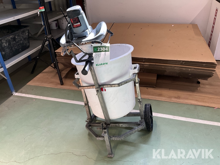 Mixervagn med blandare och visp Vänga-Åke / Niko - M 9075 / BM1600