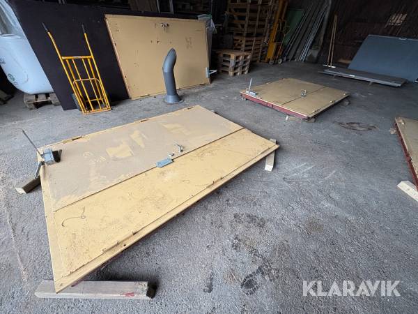 Ståldörrar 2 st