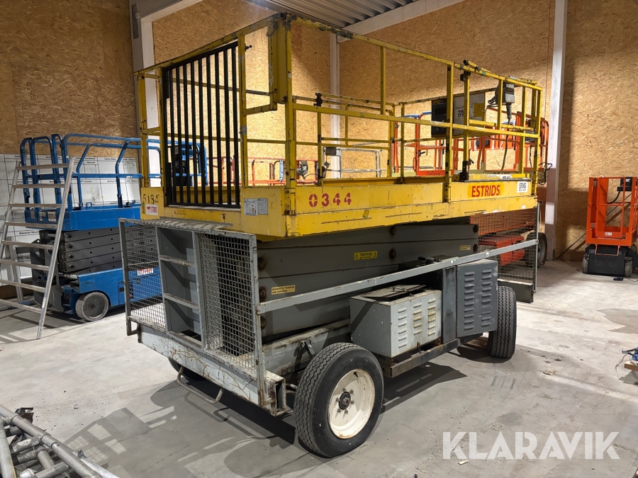 Saxlift Custers 33 EE
