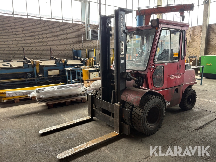 Motviktstruck Toyota 02-2FD40 Diesel