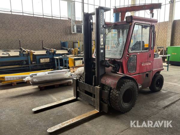 Motviktstruck Toyota 02-2FD40 Diesel