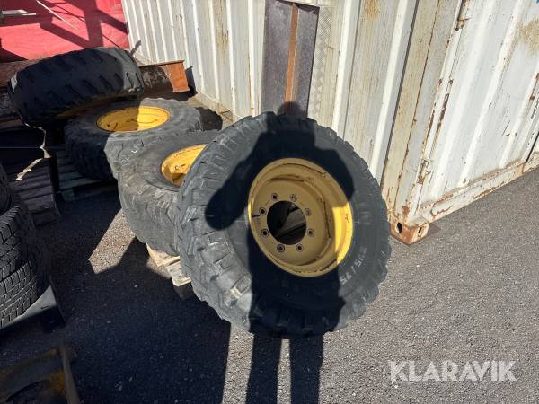Entreprenaddäck GKN wheels 4st