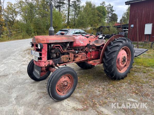 Traktor Bolinder-Munktell 425 Terrier