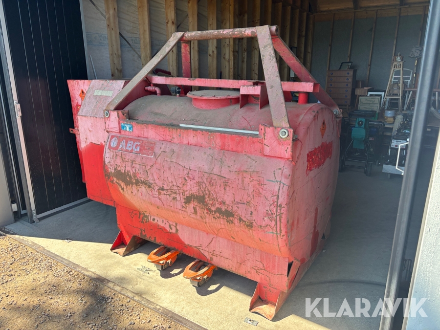 Farmartank ABG 1500 L med 750L blankdiesel